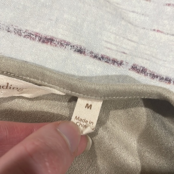 Soft Surroundings Suede Tan Laser Cut Paisley Florentine Ultra Soft Topper - Picture 8 of 13